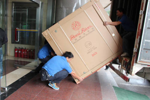 巍山钢琴贵重工艺品无忧运